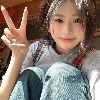 他从火光中走来